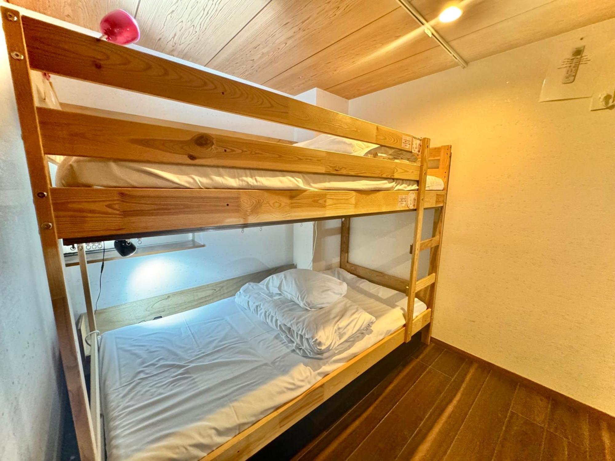 Osaka Guesthouse Sakura חדר תמונה
